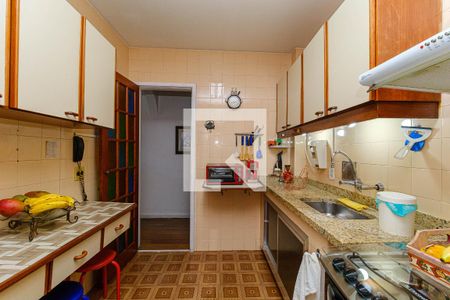 Apartamento à venda com 85m², 2 quartos e 1 vaga Apartamento à venda com 85m², 2 quartos e 1 vagaCozinha
