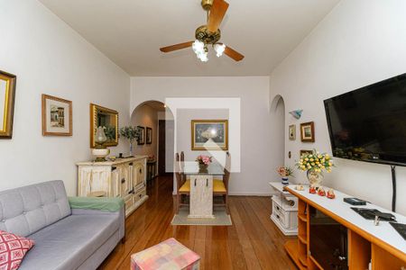 Apartamento à venda com 85m², 2 quartos e 1 vaga Apartamento à venda com 85m², 2 quartos e 1 vagaSala