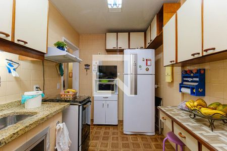 Apartamento à venda com 85m², 2 quartos e 1 vaga Apartamento à venda com 85m², 2 quartos e 1 vagaCozinha