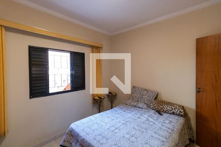 Casa à venda com 127m², 3 quartos e 2 vagasQuarto 2