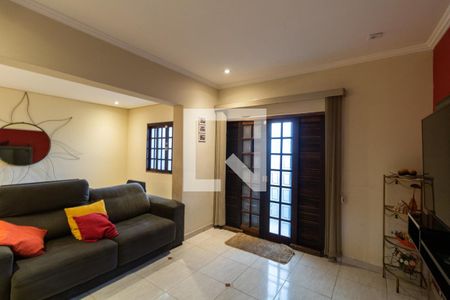 Sala de TV de casa à venda com 3 quartos, 127m² em Conjunto Residencial Butantã, São Paulo