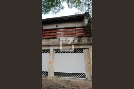 Casa à venda com 127m², 3 quartos e 2 vagasFachada