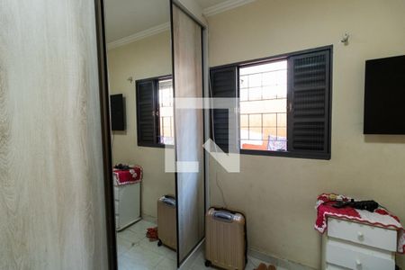Casa à venda com 127m², 3 quartos e 2 vagasQuarto 3