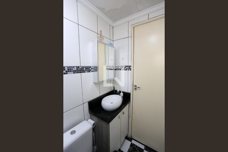 Apartamento para alugar com 47m², 2 quartos e sem vagaBanheiro