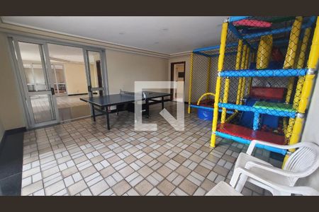 Apartamento à venda com 156m², 4 quartos e 3 vagas Apartamento à venda com 156m², 4 quartos e 3 vagasSala de Jogos