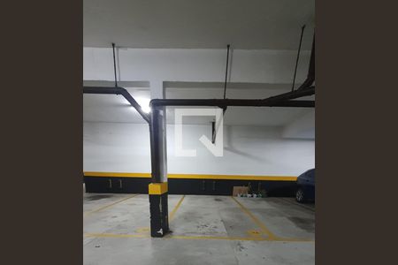 Apartamento à venda com 156m², 4 quartos e 3 vagas Apartamento à venda com 156m², 4 quartos e 3 vagasEstacionamento