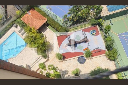 Apartamento à venda com 156m², 4 quartos e 3 vagas Apartamento à venda com 156m², 4 quartos e 3 vagasVista