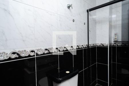 Apartamento para alugar com 64m², 2 quartos e sem vagaBanheiro