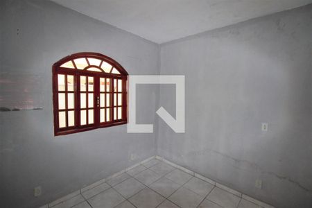 Quarto de casa para alugar com 1 quarto, 40m² em Laranjal, São Gonçalo
