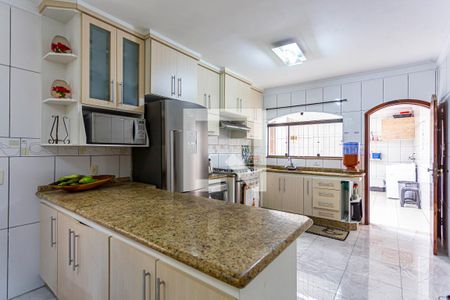 Casa à venda com 200m², 4 quartos e 2 vagas Casa à venda com 200m², 4 quartos e 2 vagasCozinha