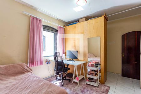 Casa à venda com 200m², 4 quartos e 2 vagas Casa à venda com 200m², 4 quartos e 2 vagasQuarto 1