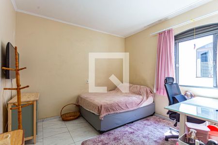 Casa à venda com 200m², 4 quartos e 2 vagas Casa à venda com 200m², 4 quartos e 2 vagasQuarto 1