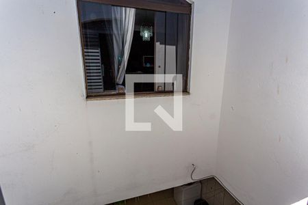 Casa à venda com 200m², 4 quartos e 2 vagas Casa à venda com 200m², 4 quartos e 2 vagasVista do Quarto 1