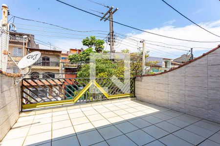 Casa à venda com 200m², 4 quartos e 2 vagas Casa à venda com 200m², 4 quartos e 2 vagasVaranda da Suite 2
