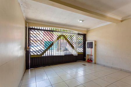 Casa à venda com 200m², 4 quartos e 2 vagas Casa à venda com 200m², 4 quartos e 2 vagasGaragem