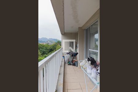 Apartamento à venda com 59m², 2 quartos e 1 vaga Apartamento à venda com 59m², 2 quartos e 1 vagaVaranda