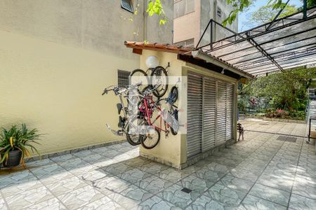 Apartamento para alugar com 77m², 3 quartos e 1 vaga Apartamento para alugar com 77m², 3 quartos e 1 vagaBicicletário