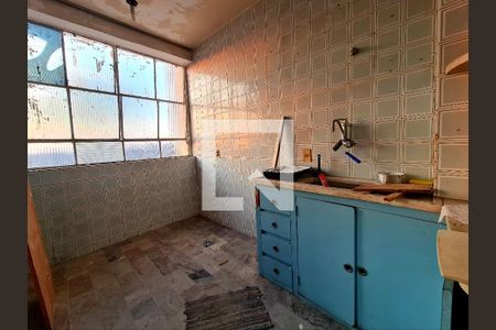 Apartamento para alugar com 2 quartos, 110m² em Floresta, Belo Horizonte