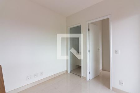 Sala  de apartamento à venda com 1 quarto, 33m² em Vila Osasco, Osasco