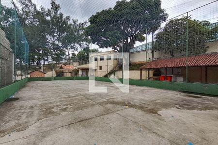 Casa de condomínio à venda com 132m², 3 quartos e 1 vagaQuadra Esportiva