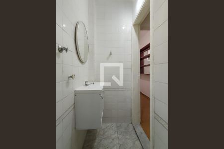 Casa de condomínio à venda com 132m², 3 quartos e 1 vagaBanheiro de serviço