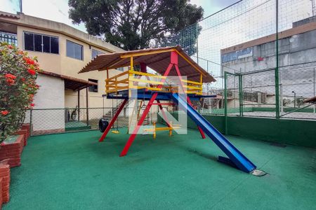 Casa de condomínio à venda com 132m², 3 quartos e 1 vagaÁrea comum - Playground