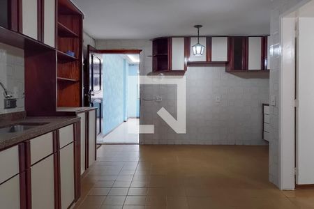 Casa de condomínio à venda com 132m², 3 quartos e 1 vagaCozinha