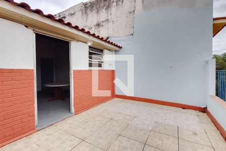 Casa de condomínio à venda com 132m², 3 quartos e 1 vagaChurrasqueira