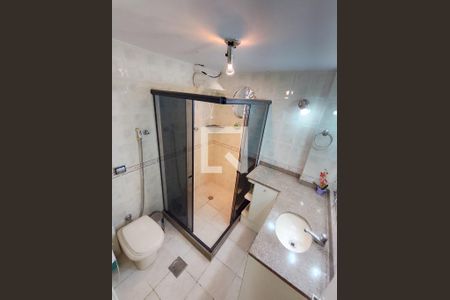 Casa de condomínio à venda com 132m², 3 quartos e 1 vagaBanheiro