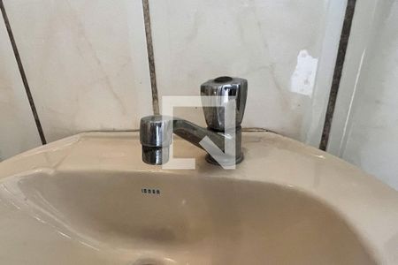 Apartamento à venda com 185m², 4 quartos e 3 vagasBanheiro de Serviço