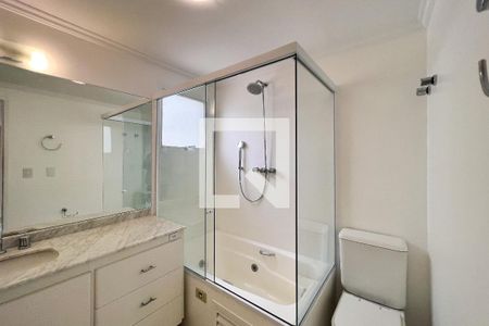 Apartamento à venda com 185m², 4 quartos e 3 vagasBanheiro da Suíte 3