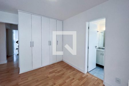 Apartamento à venda com 185m², 4 quartos e 3 vagasSuíte 2