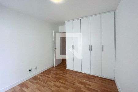 Apartamento à venda com 185m², 4 quartos e 3 vagasSuíte 2