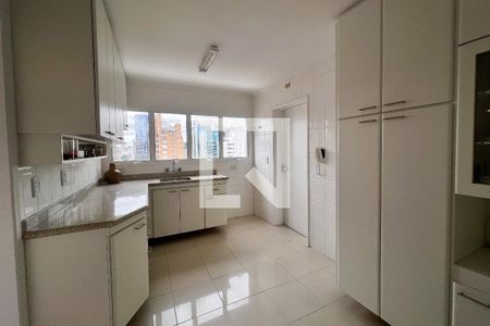 Apartamento à venda com 185m², 4 quartos e 3 vagasCozinha