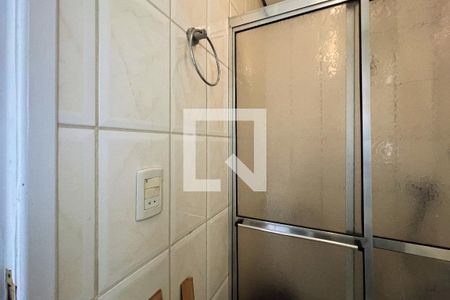 Apartamento à venda com 185m², 4 quartos e 3 vagasBanheiro de Serviço
