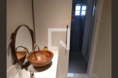 Casa à venda com 3 quartos, 300m² em Vila Prudente, São Paulo