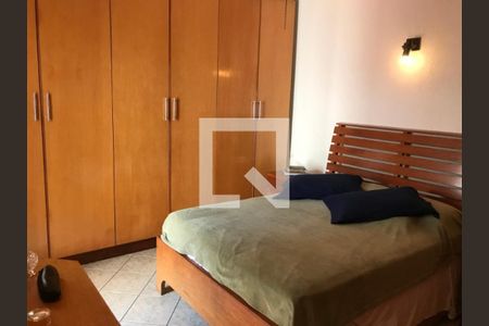 Casa à venda com 159m², 2 quartos e 2 vagas