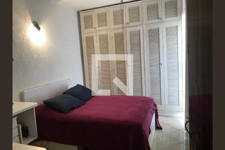 Casa à venda com 159m², 2 quartos e 2 vagas