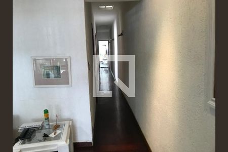 Casa à venda com 159m², 2 quartos e 2 vagas