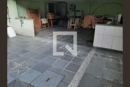 Casa à venda com 5 quartos, 250m² em Vila Regente Feijó, São Paulo