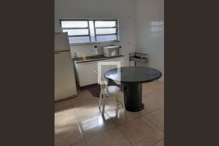 Casa à venda com 5 quartos, 250m² em Vila Regente Feijó, São Paulo