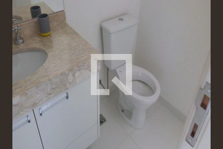 Casa de Condomínio à venda com 3 quartos, 174m² em Vila Bertioga, São Paulo