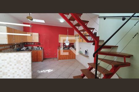 Casa à venda com 183m², 3 quartos e 1 vaga