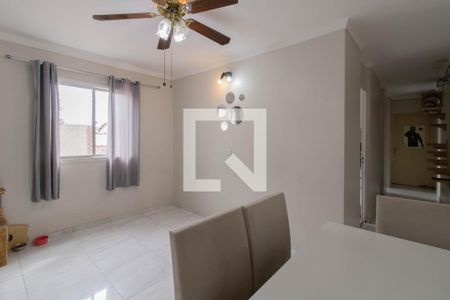 Sala de apartamento para alugar com 2 quartos, 58m² em Vila Zamataro, Guarulhos