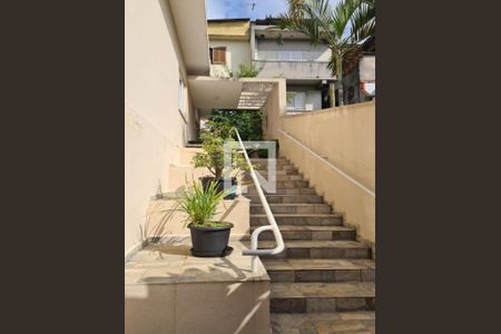 Casa à venda com 220m², 3 quartos e 4 vagas
