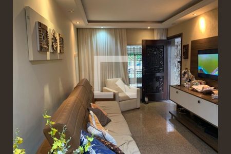 Casa à venda com 3 quartos, 176m² em Vila Regente Feijó, São Paulo