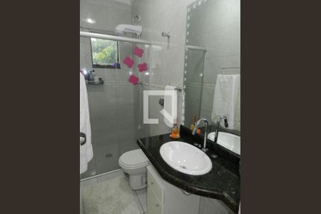 Casa à venda com 3 quartos, 151m² em Vila Invernada, São Paulo