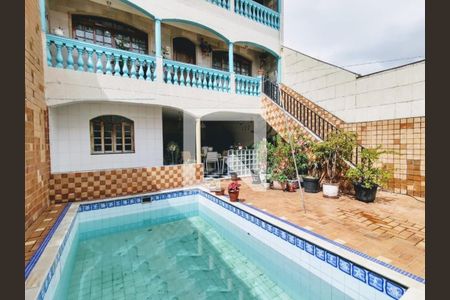 Casa à venda com 200m², 7 quartos e 6 vagas