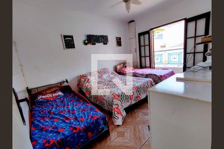 Casa à venda com 7 quartos, 200m² em Vila Celeste, São Paulo