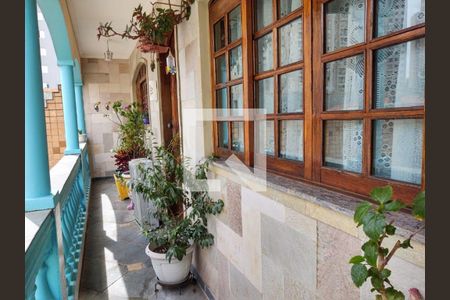 Casa à venda com 200m², 7 quartos e 6 vagas